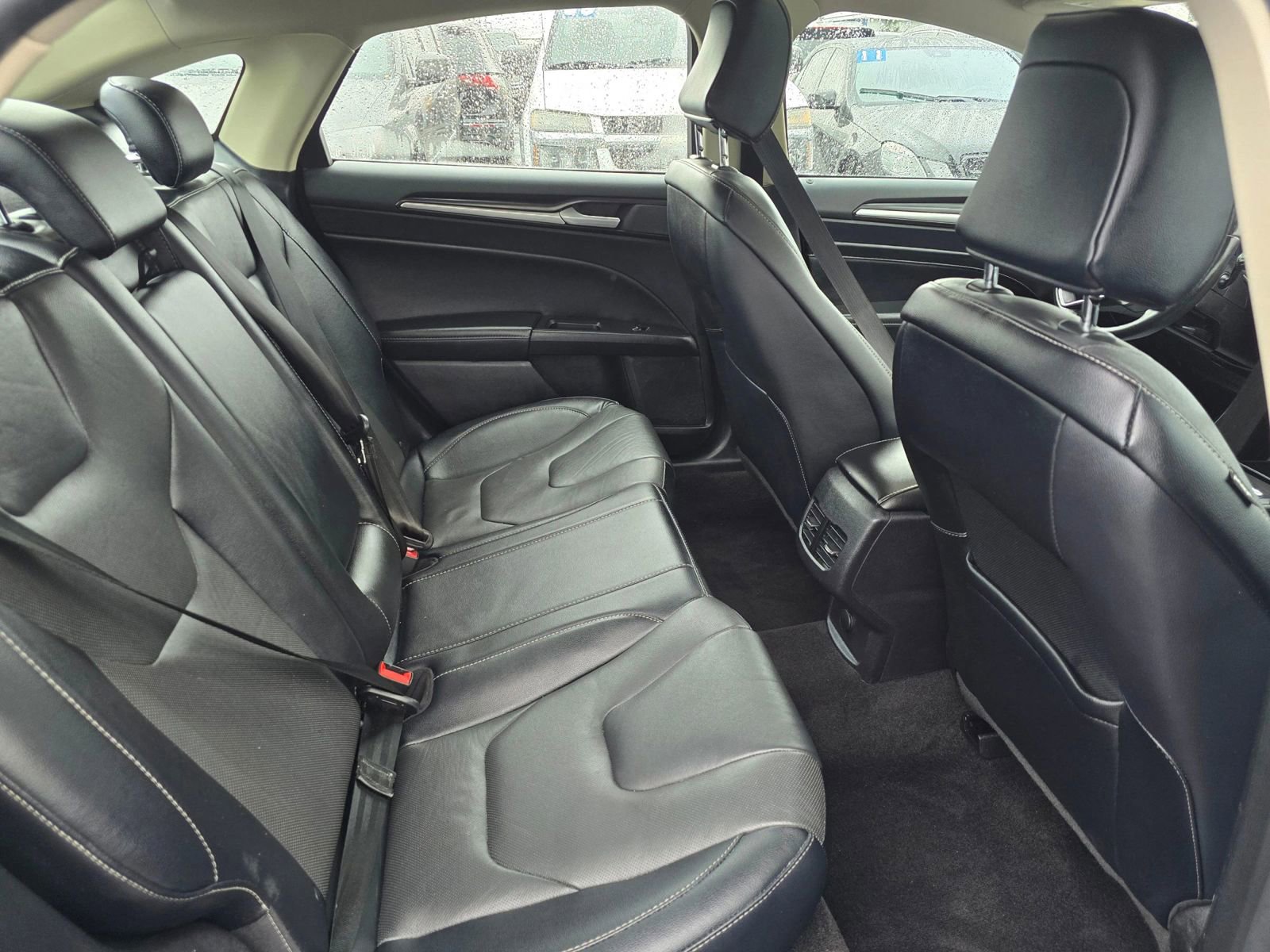 Used 2020 Ford Fusion Titanium image 13