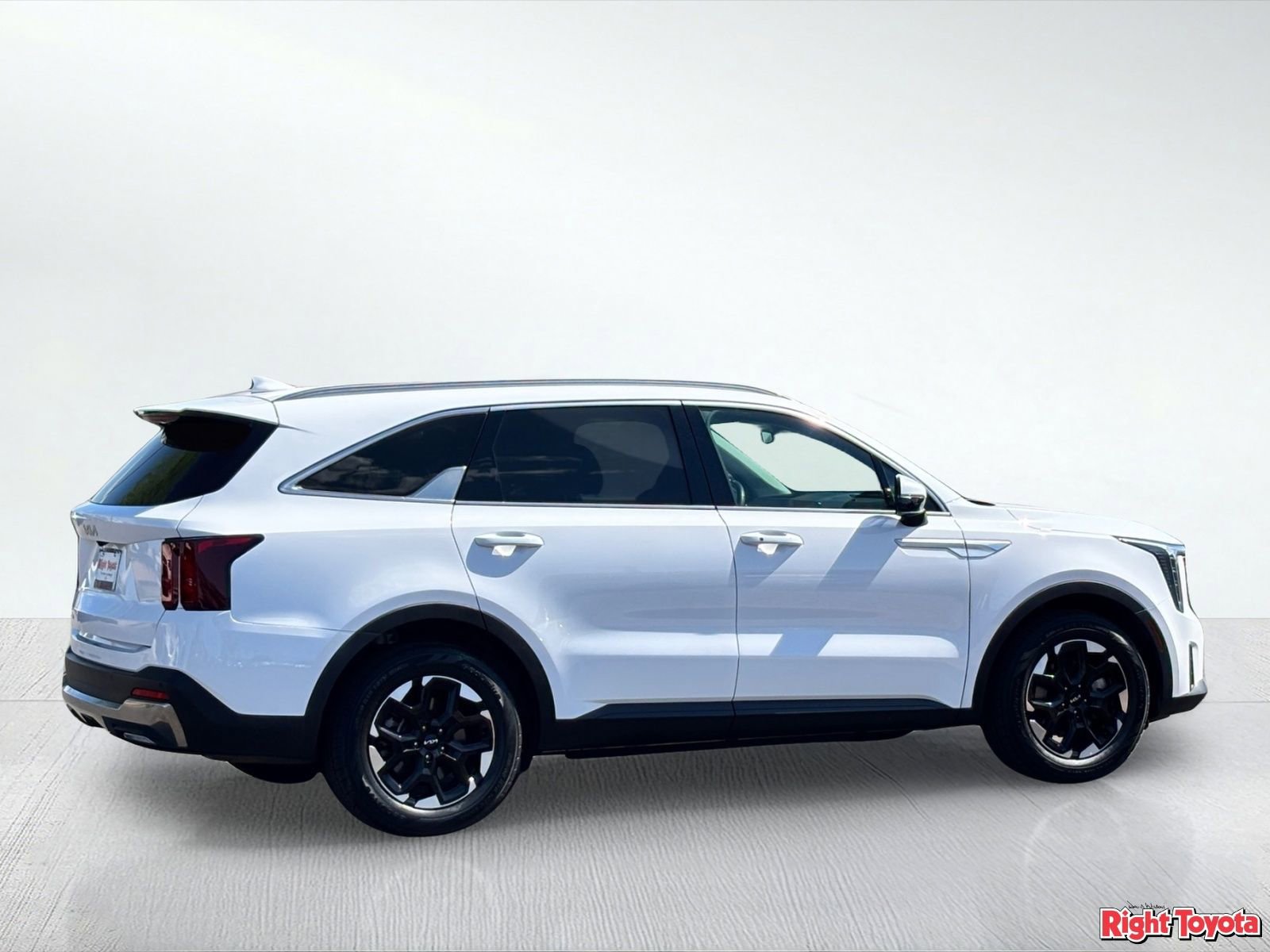 Used 2024 Kia Sorento S FWD image 4