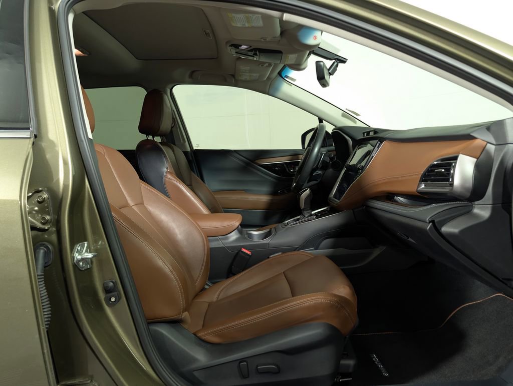 Used 2022 Subaru Outback Touring image 12