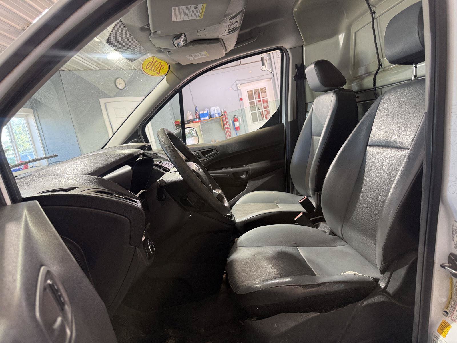 Used 2016 Ford Transit Connect XL FWD image 11
