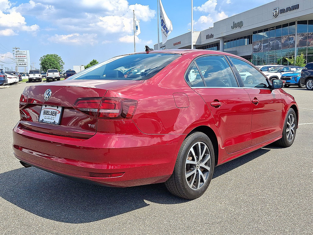Used 2017 Volkswagen Jetta SE FWD image 31