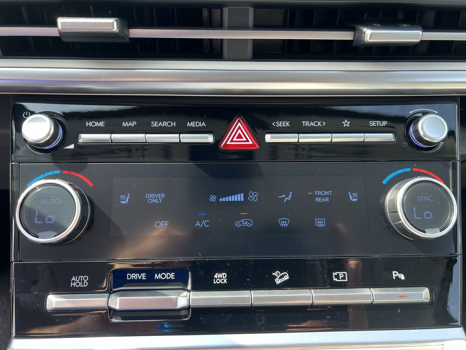 New 2026 Hyundai Santa Fe SEL AWD/4WD image 25