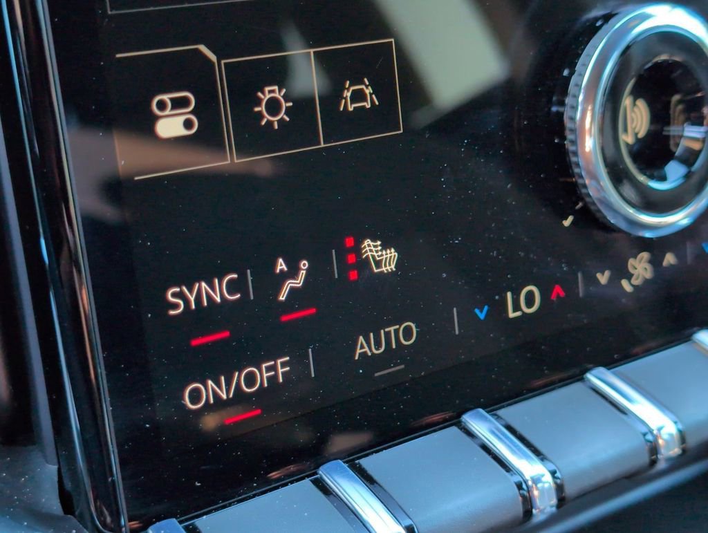 Certified 2026 GMC Acadia Elevation FWD image 17