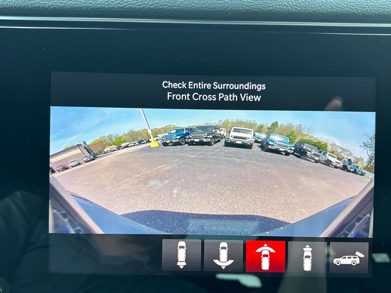 New 2025 Jeep Wagoneer 4WD w/ Convenience Group I image 15