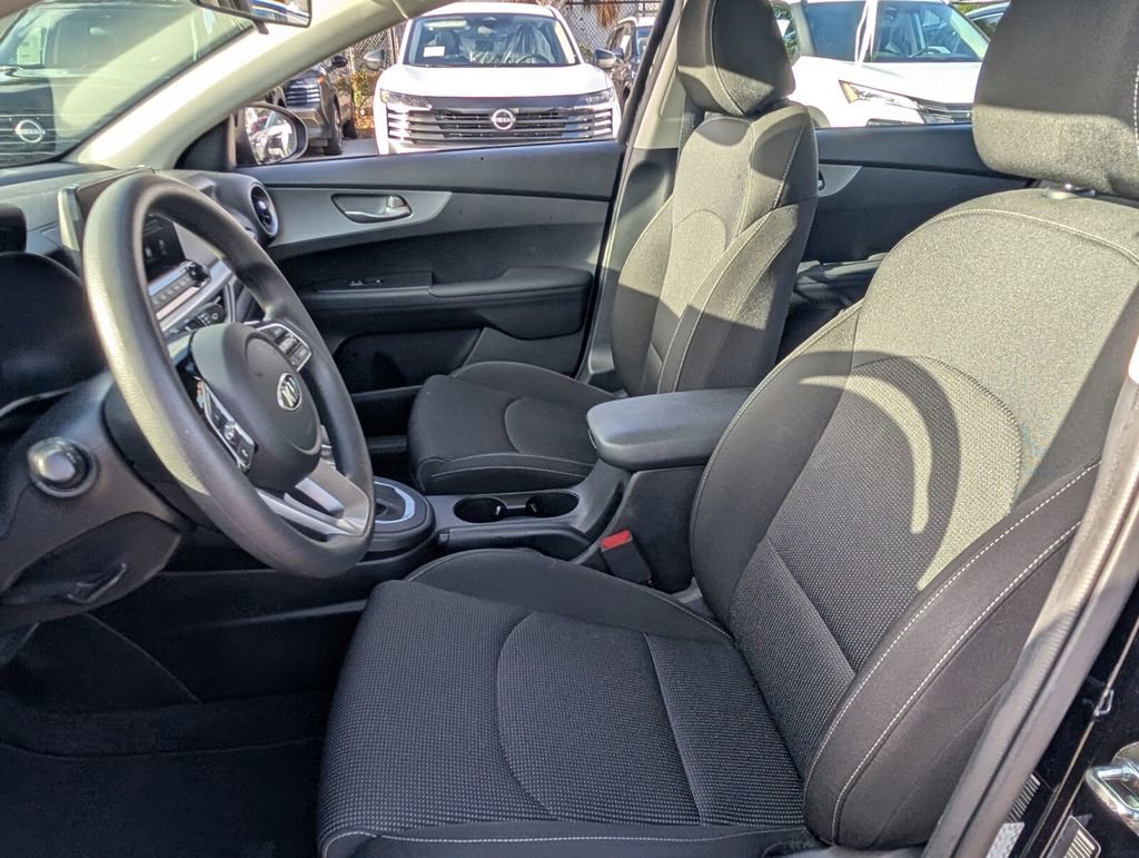 Used 2021 Kia Forte LXS image 10