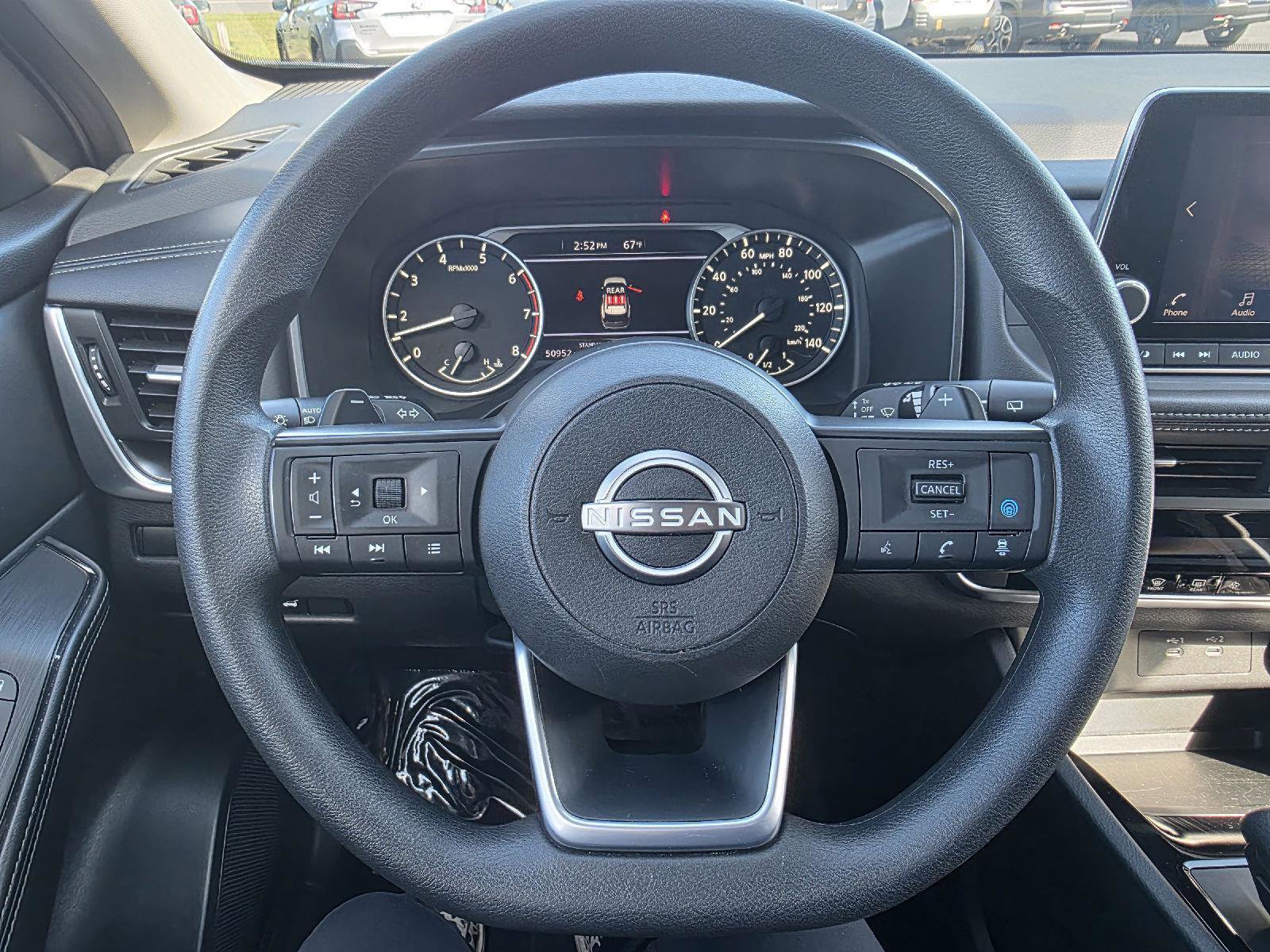 Used 2024 Nissan Rogue SV image 16