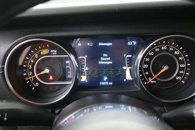 Used 2023 Jeep Wrangler Unlimited Sahara w/ LED Lighting Group AWD/4WD image 9