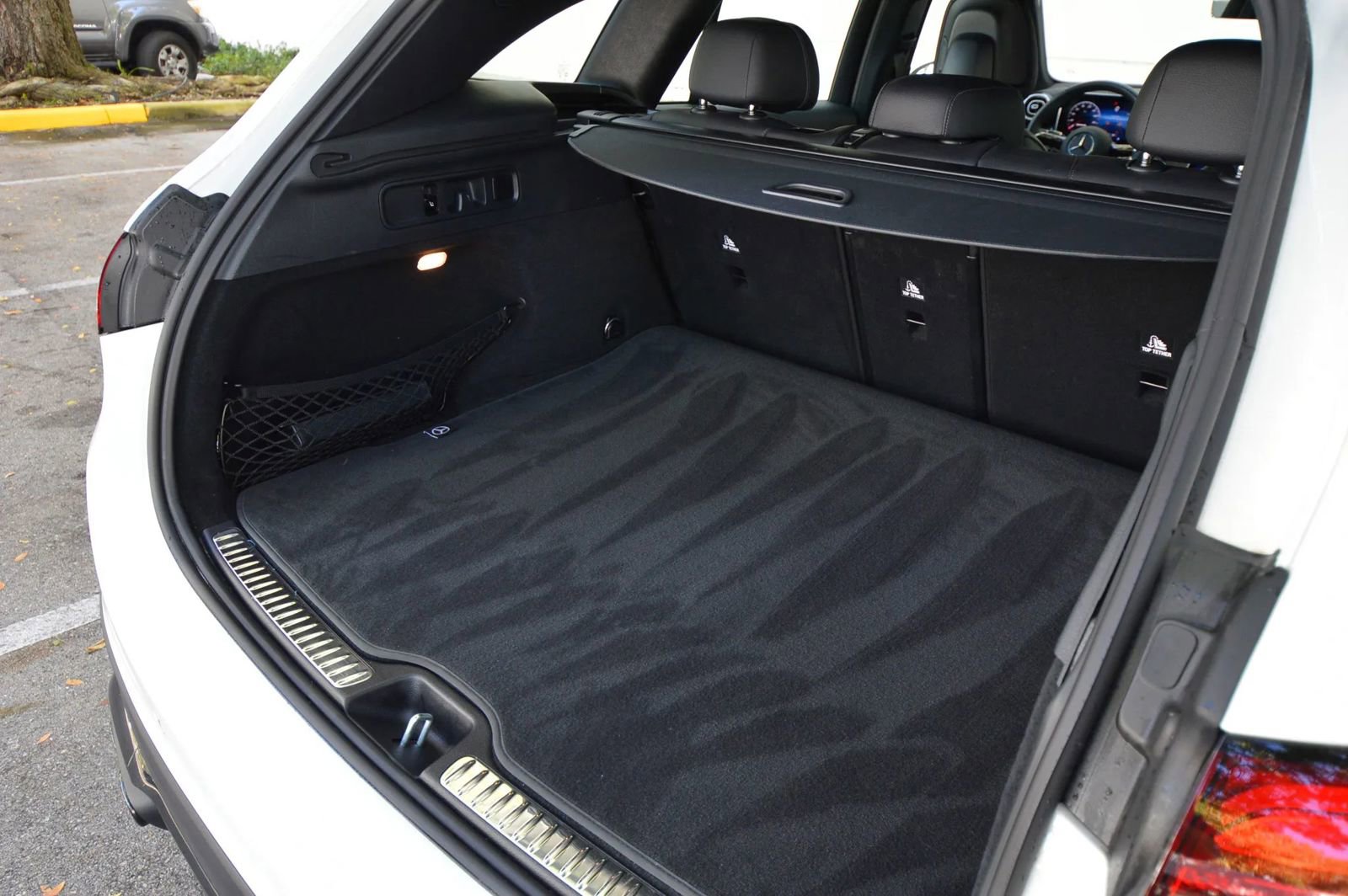 Used 2025 Mercedes-Benz GLC 43 AMG 4MATIC image 59