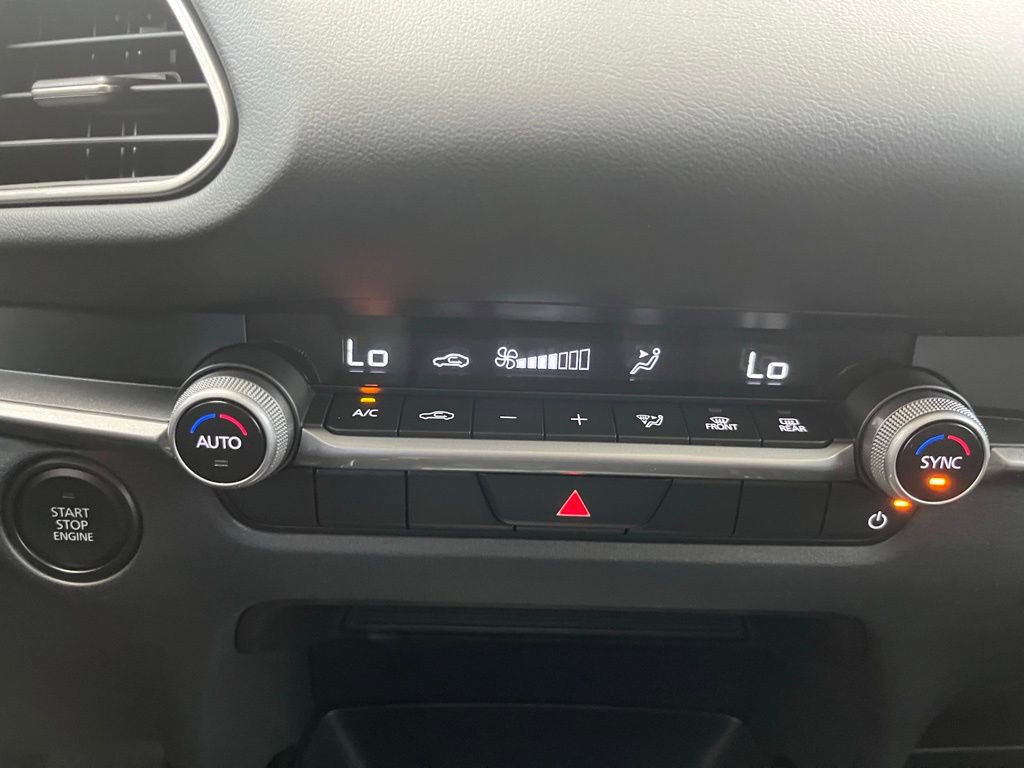 New 2025 MAZDA CX-30 AWD 2.5 S w/ Select Sport Pkg image 16