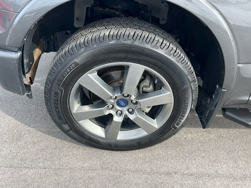 Used 2016 Ford F150 XLT w/ Equipment Group 302A Luxury image 12