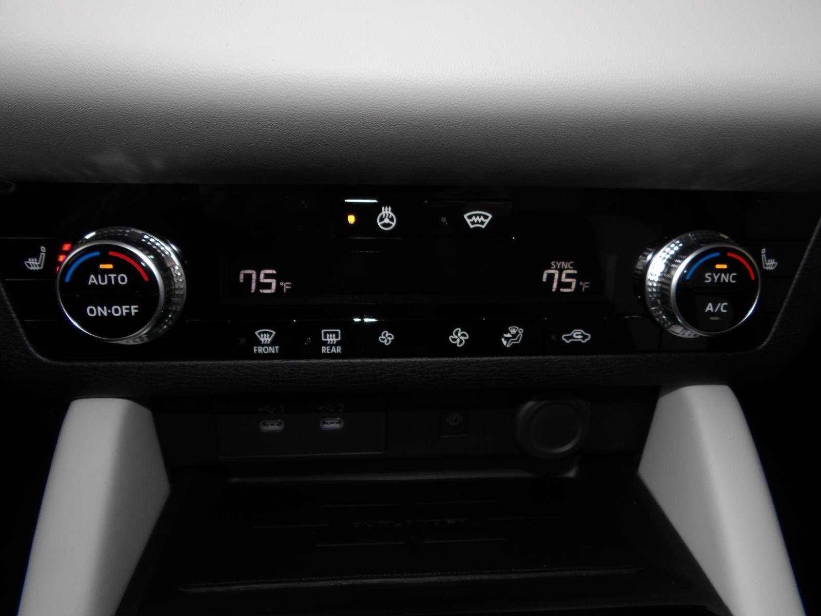 New 2026 Mitsubishi Outlander SE AWD/4WD image 22