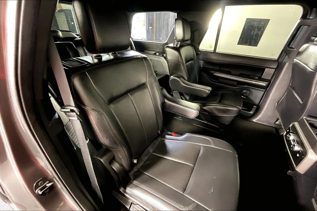 Used 2021 Ford Expedition XLT RWD image 34