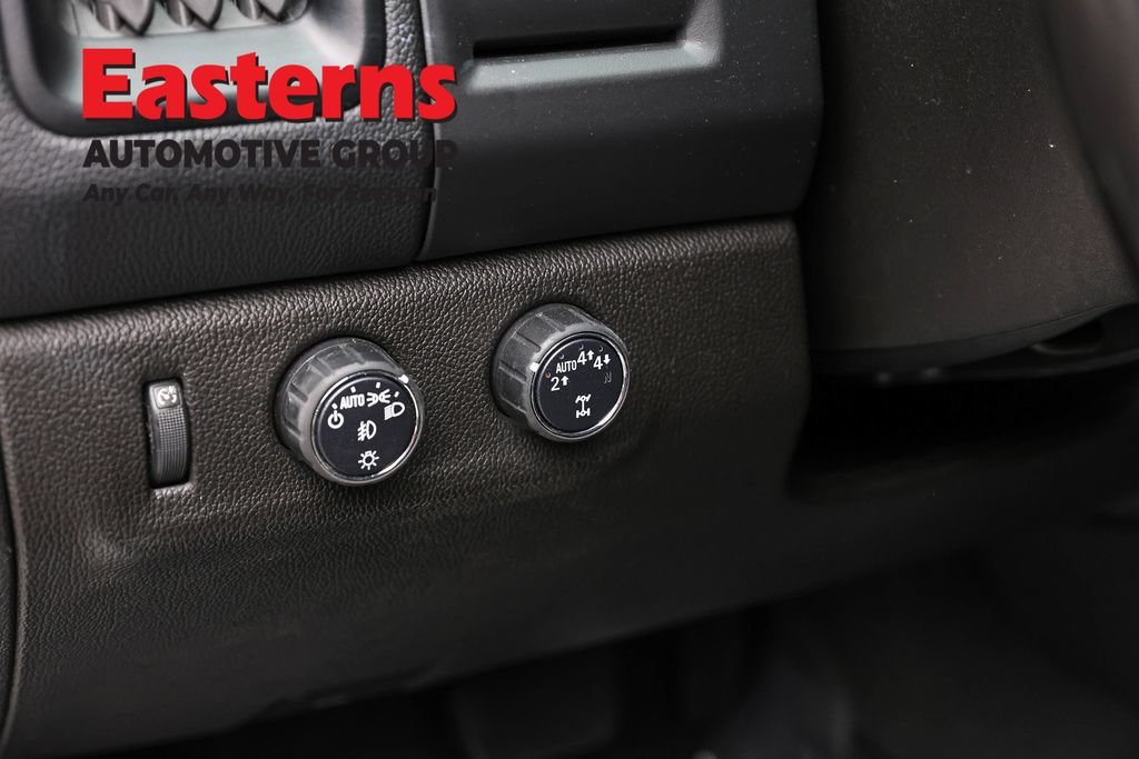 Used 2021 Chevrolet Colorado LT w/ Safety Package AWD/4WD image 22