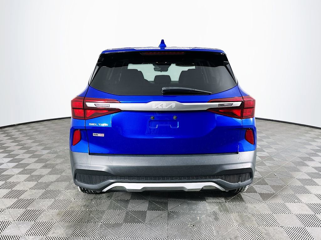Used 2023 Kia Seltos LX image 9