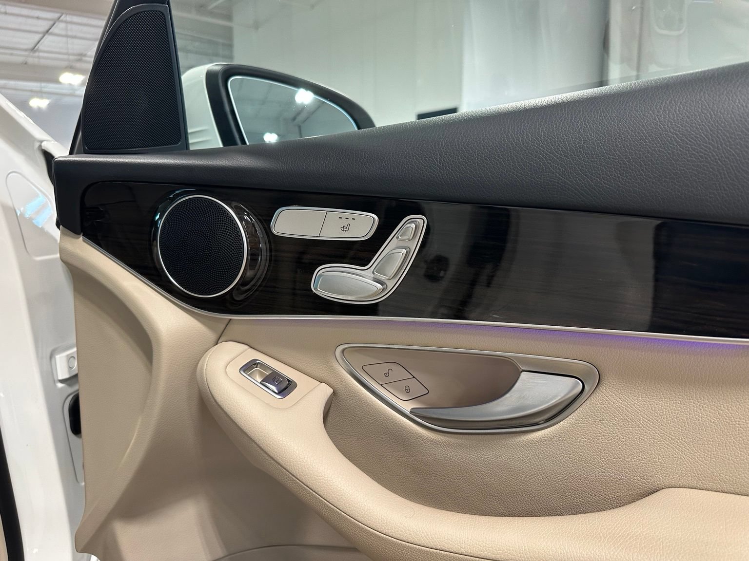 Used 2022 Mercedes-Benz GLC 300 image 36