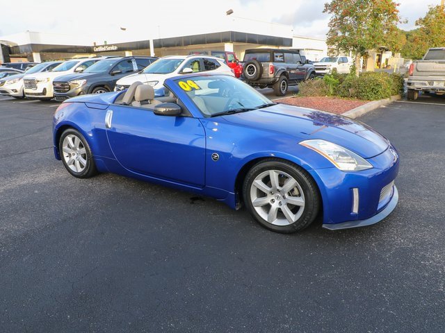 Used 2004 Nissan 350Z Touring image 12