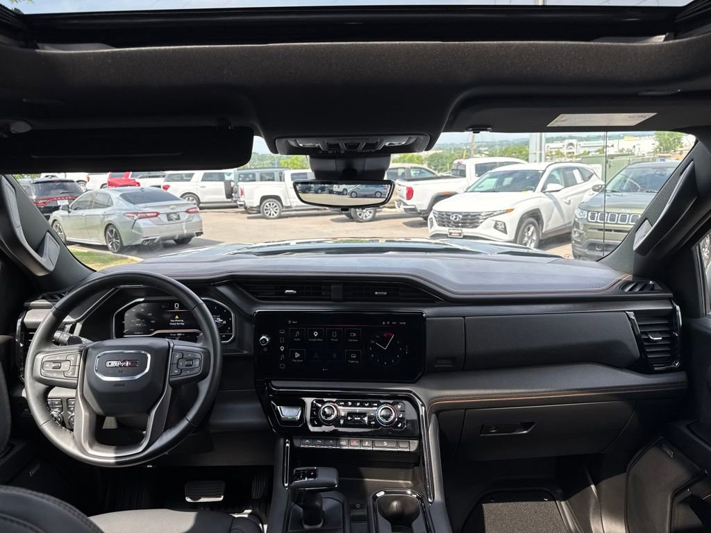 Used 2024 GMC Sierra 1500 AT4 w/ Technology Package AWD/4WD image 19