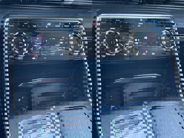 Used 2024 Genesis GV80 2.5T image 19