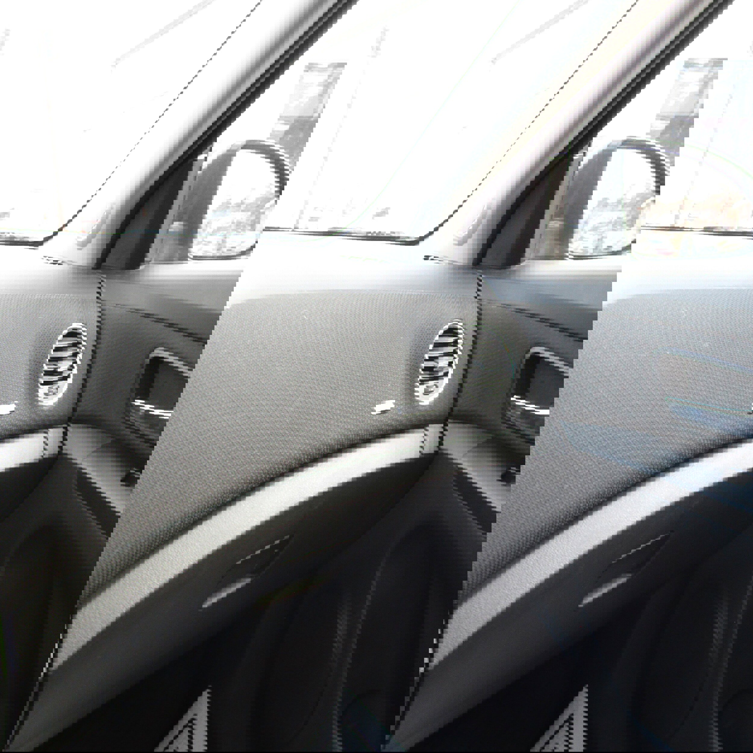 Used 2014 Chevrolet Cruze LT image 14