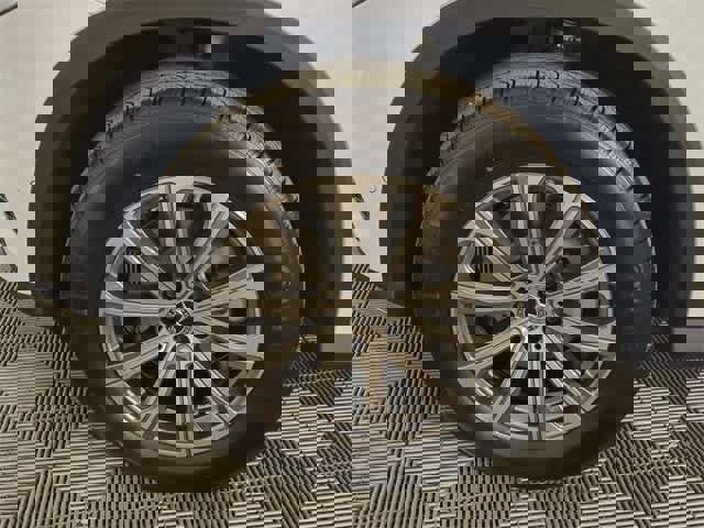 Certified 2026 Mercedes-Benz GLC 300 4MATIC image 12