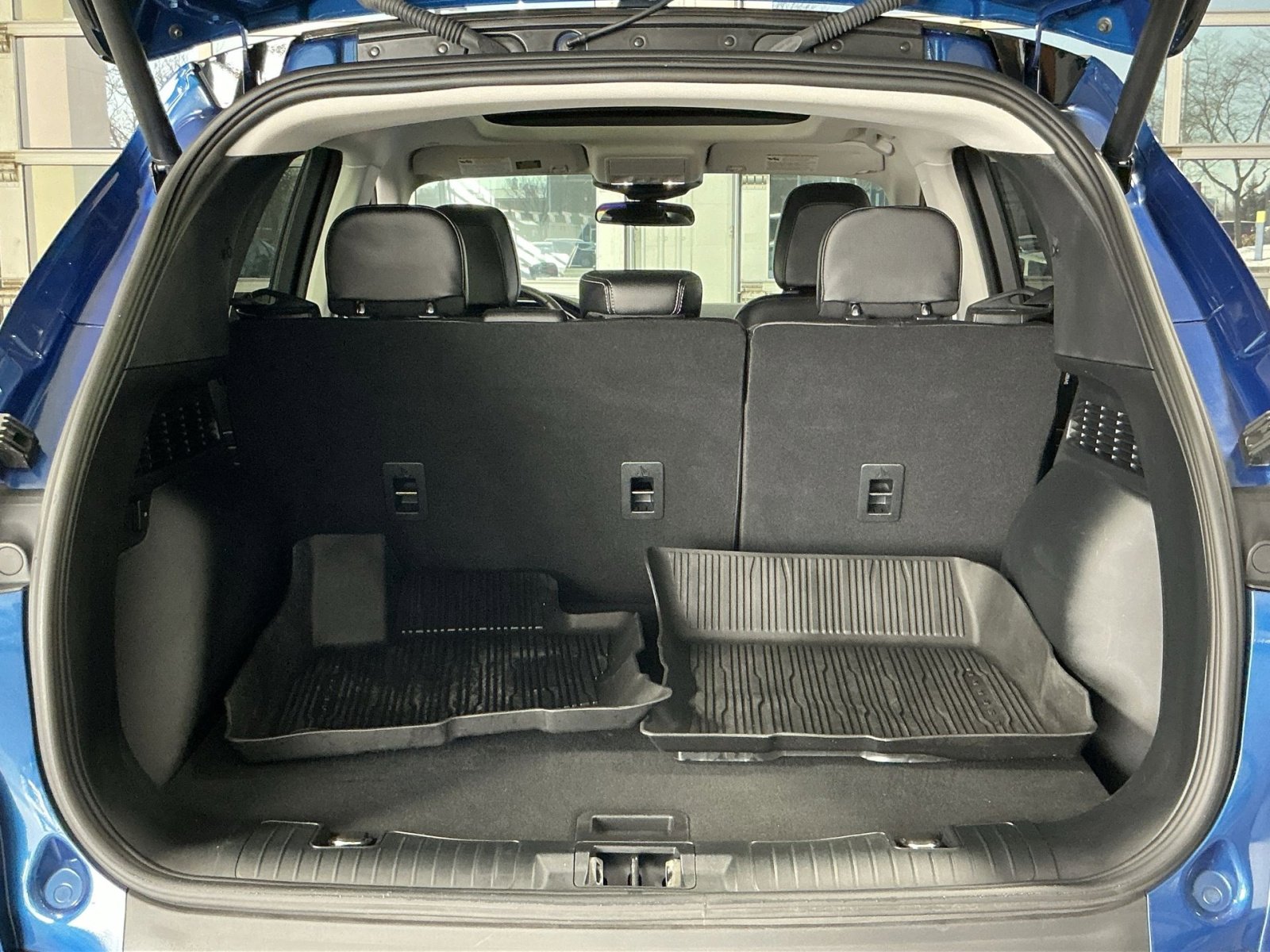 Used 2022 Ford Escape SEL image 32