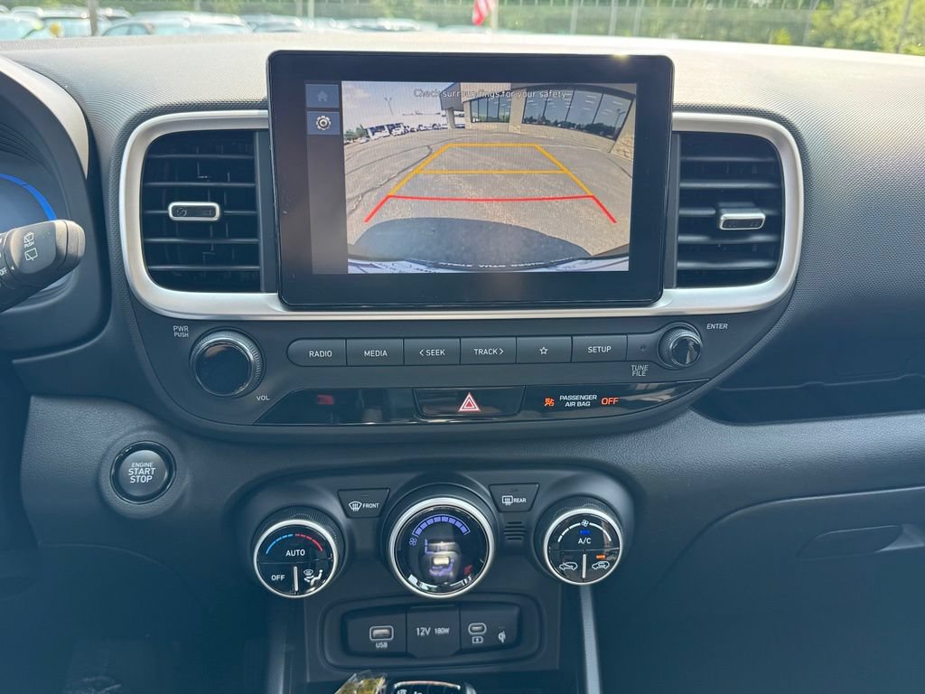 Certified 2026 Hyundai Venue SEL FWD image 40