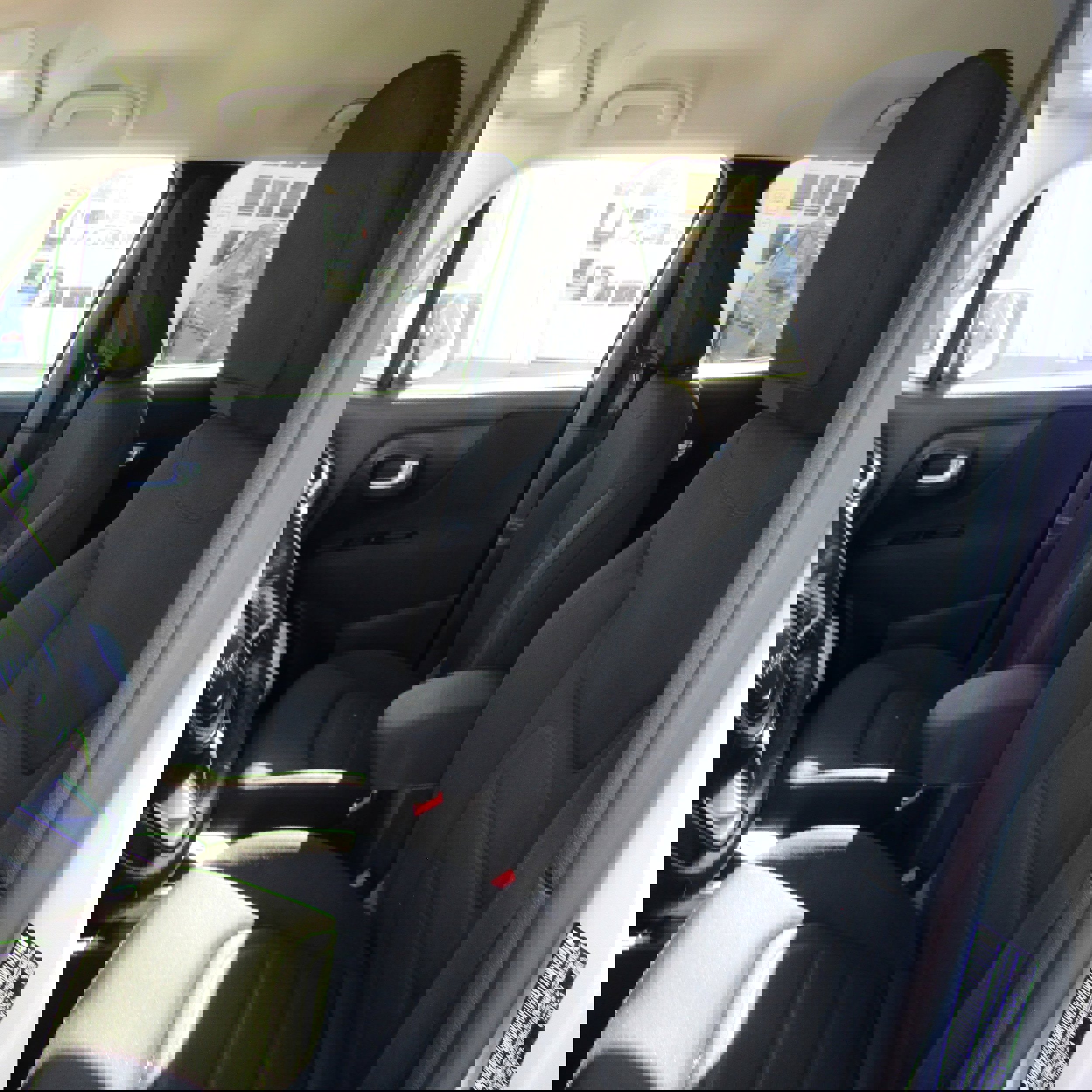 Used 2019 Jeep Renegade Latitude w/ UConnect 8.4 Nav Group image 13