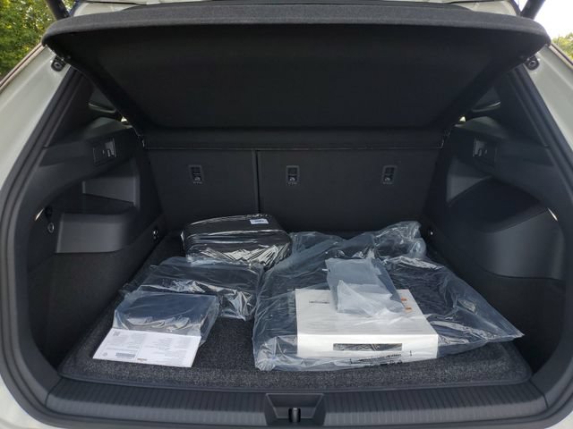 New 2026 Volkswagen Tiguan SE R-Line AWD/4WD image 7