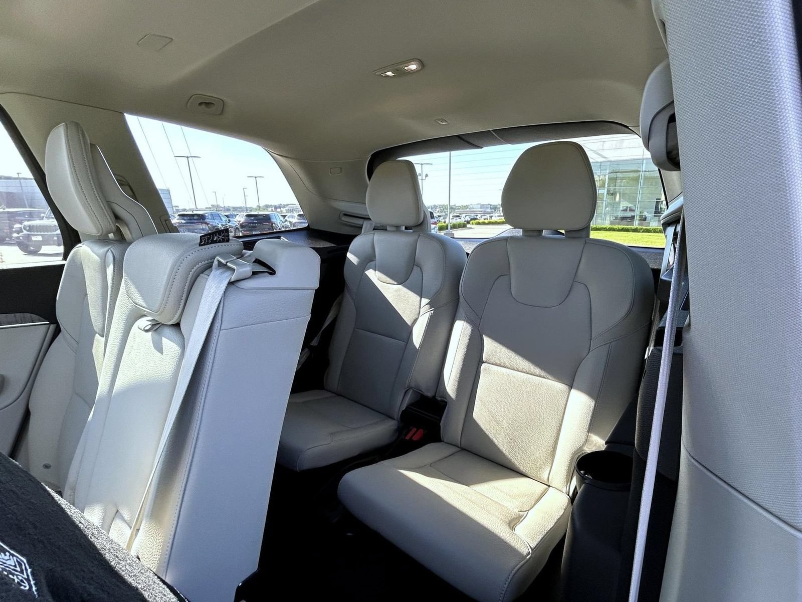 Used 2025 Volvo XC90 B6 Plus w/ Protection Package AWD/4WD image 20