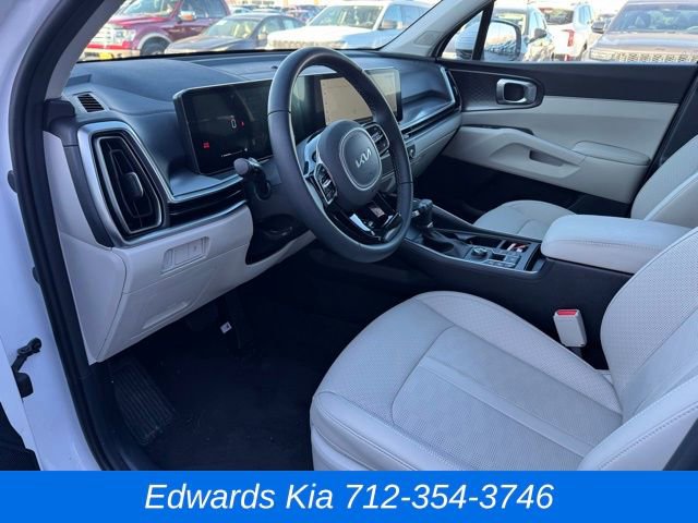 New 2025 Kia Sorento S image 16