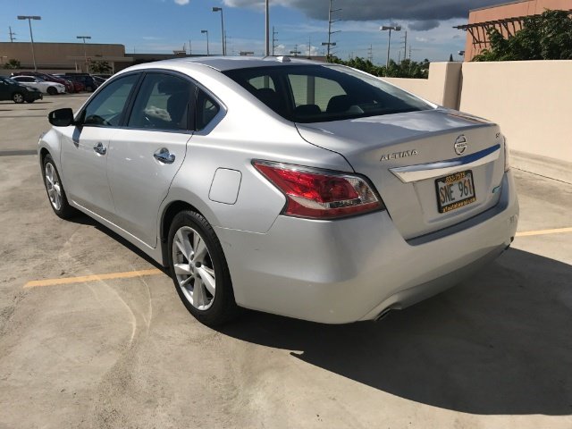 Used 2014 Nissan Altima 2.5 SV w/ Convenience Package FWD image 3
