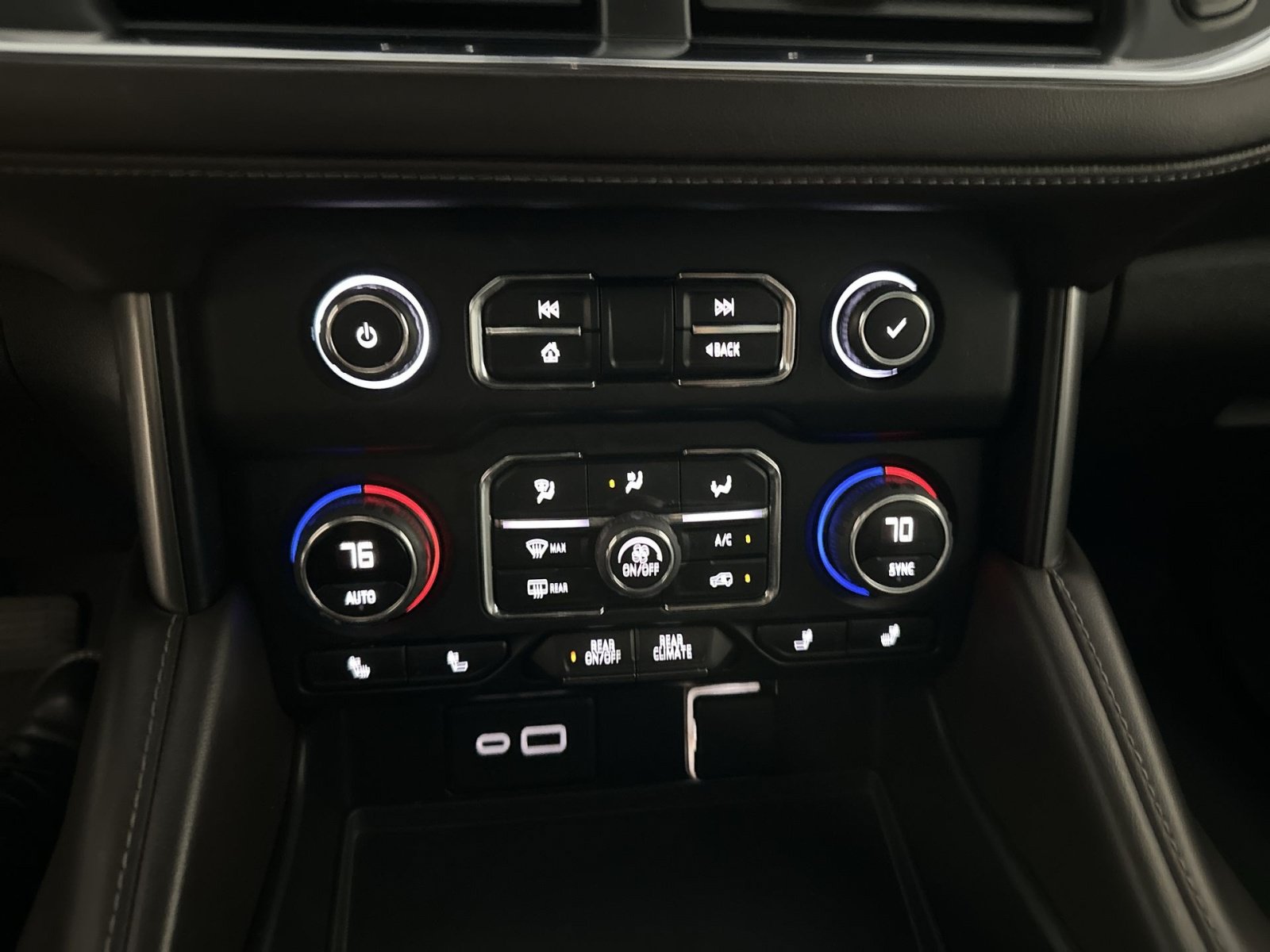 Used 2022 Chevrolet Tahoe LT AWD/4WD image 21