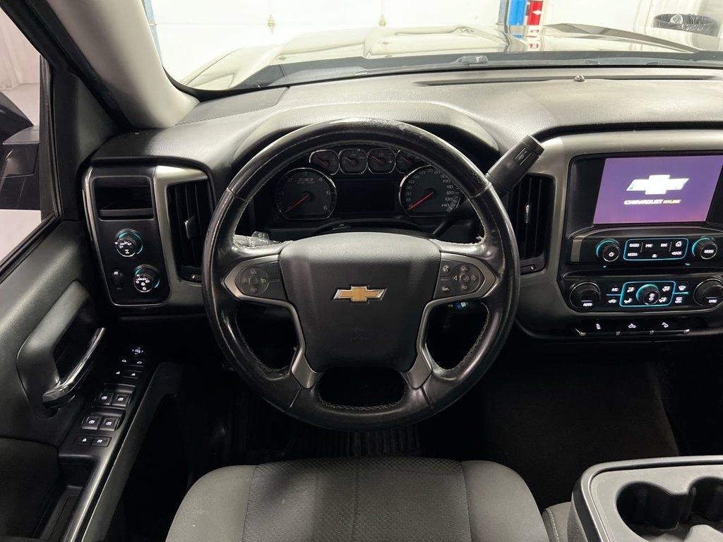 Used 2017 Chevrolet Silverado 1500 LT w/ All Star Edition AWD/4WD image 11