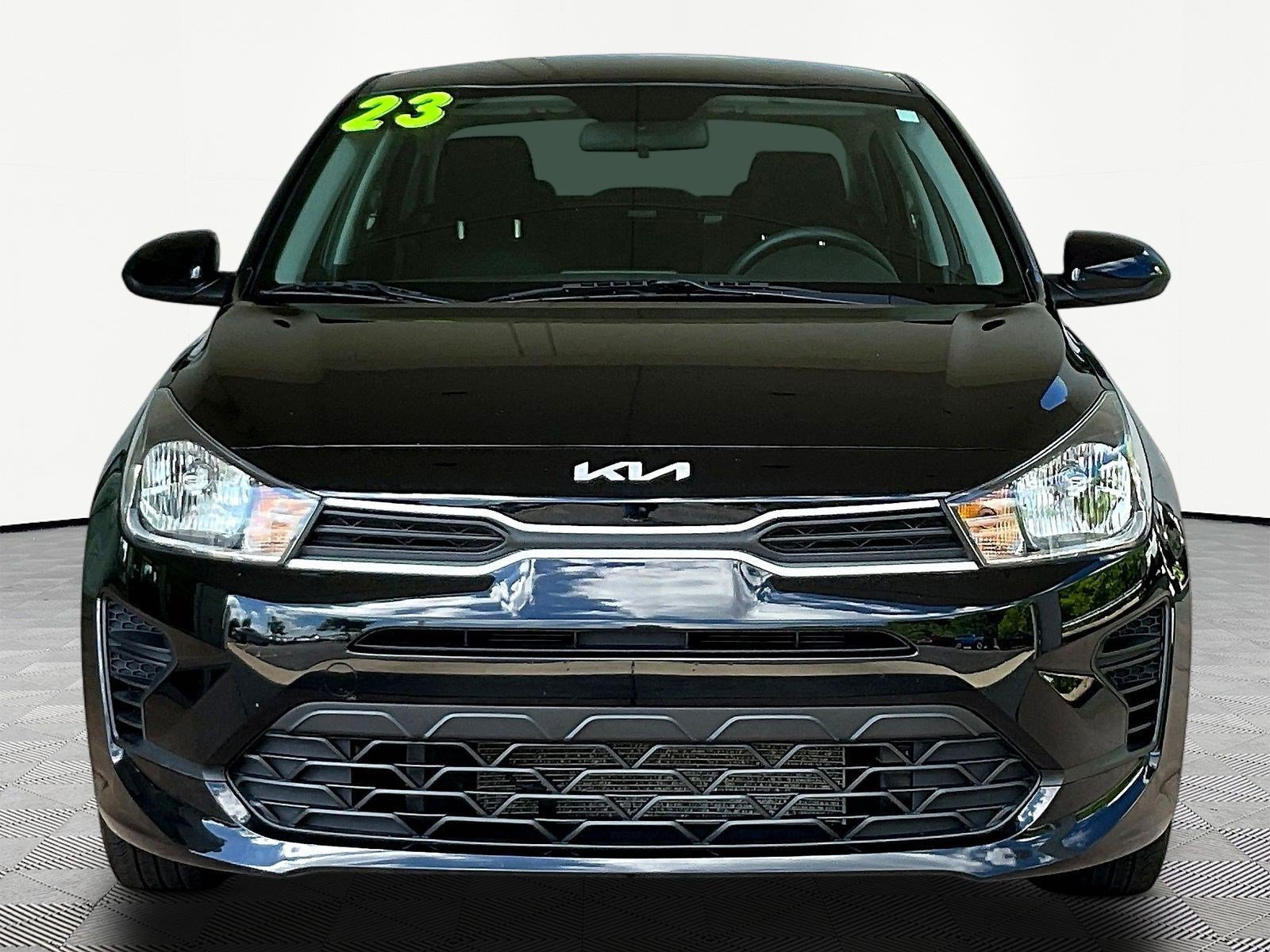 Used 2023 Kia Rio LX FWD image 2
