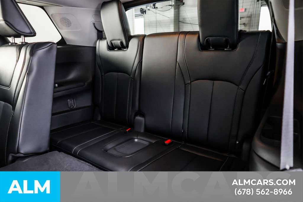Used 2024 INFINITI QX60 Luxe w/ Performance Audio Package AWD/4WD image 19