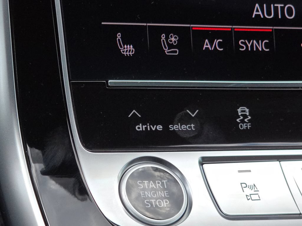 New 2026 Audi Q8 Prestige AWD/4WD image 30