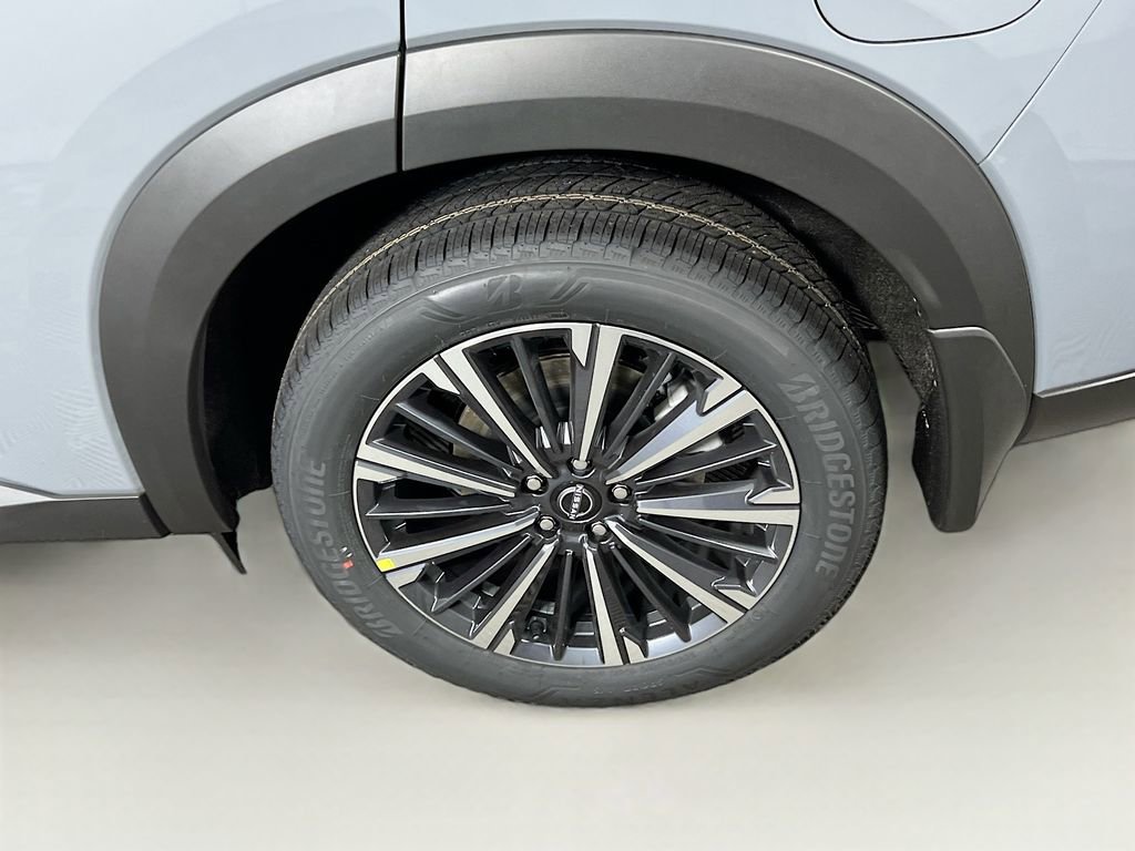 New 2026 Nissan Pathfinder Platinum image 25