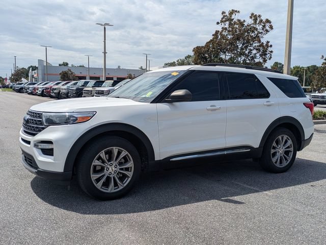 Certified 2022 Ford Explorer XLT w/ Equipment Group 202A RWD image 8