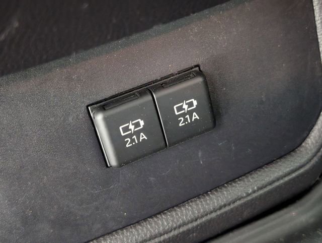 Used 2021 Toyota Highlander XLE image 26