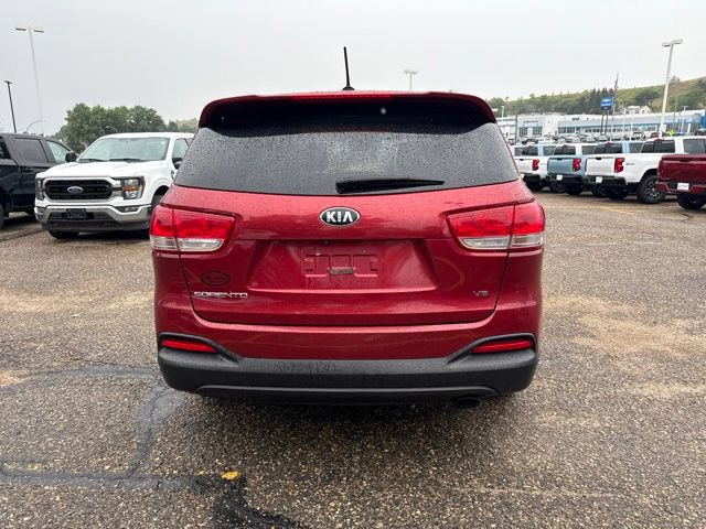 Used 2017 Kia Sorento AWD image 5