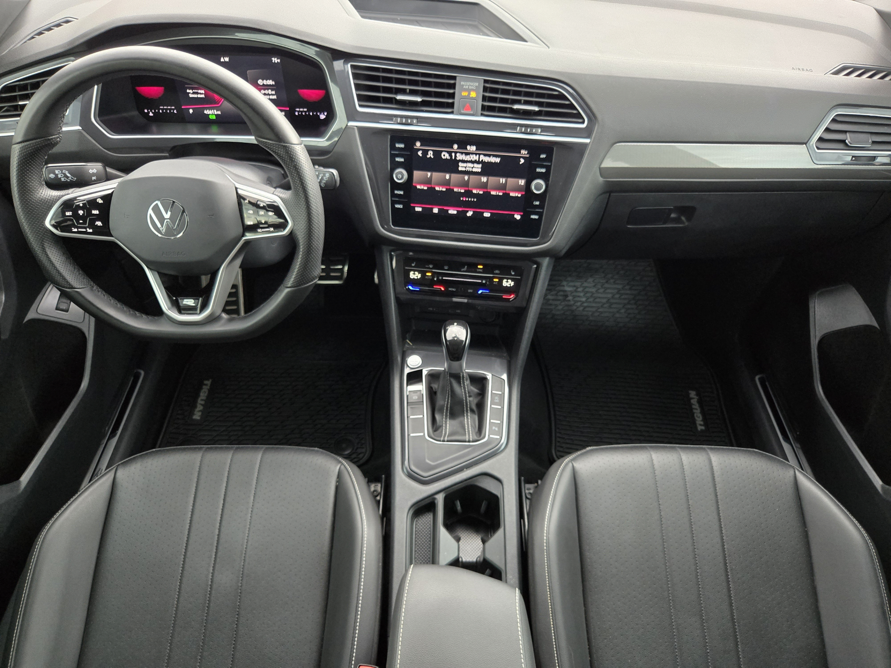 Used 2024 Volkswagen Tiguan SE R-Line FWD image 23