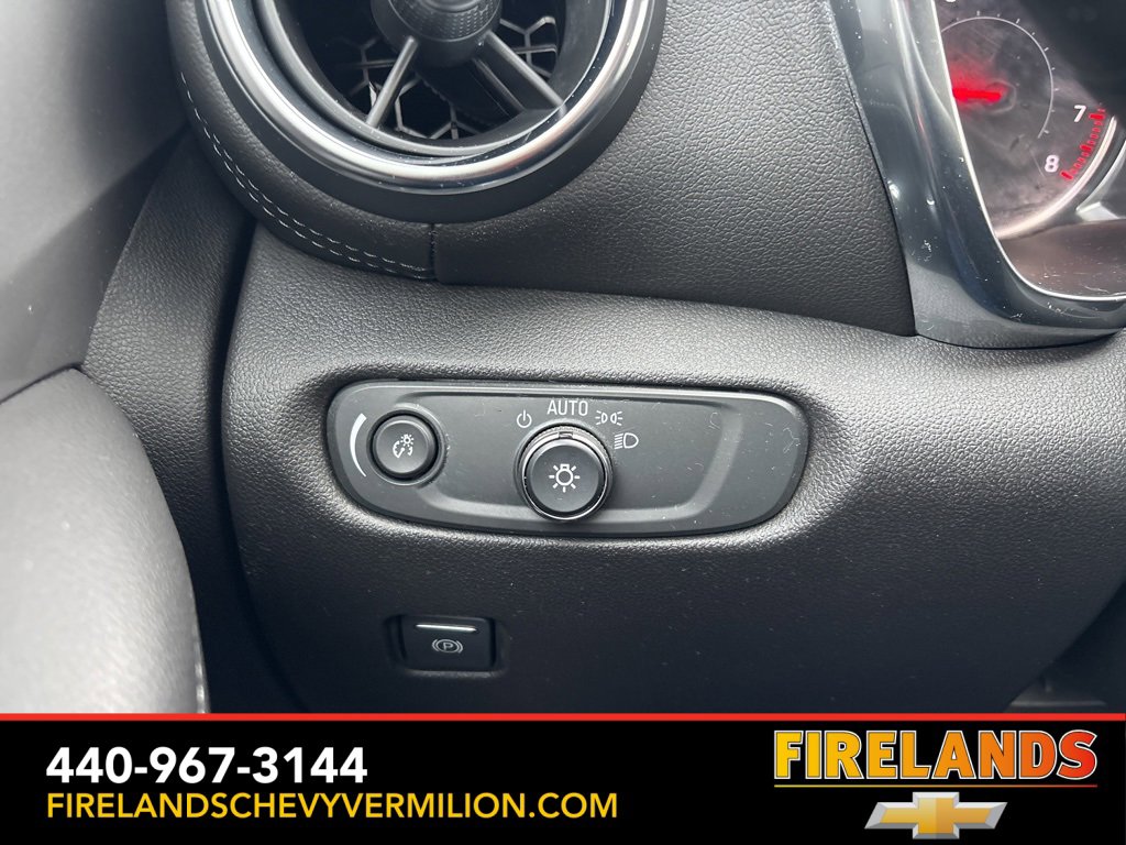 Used 2022 Chevrolet Blazer LT image 13