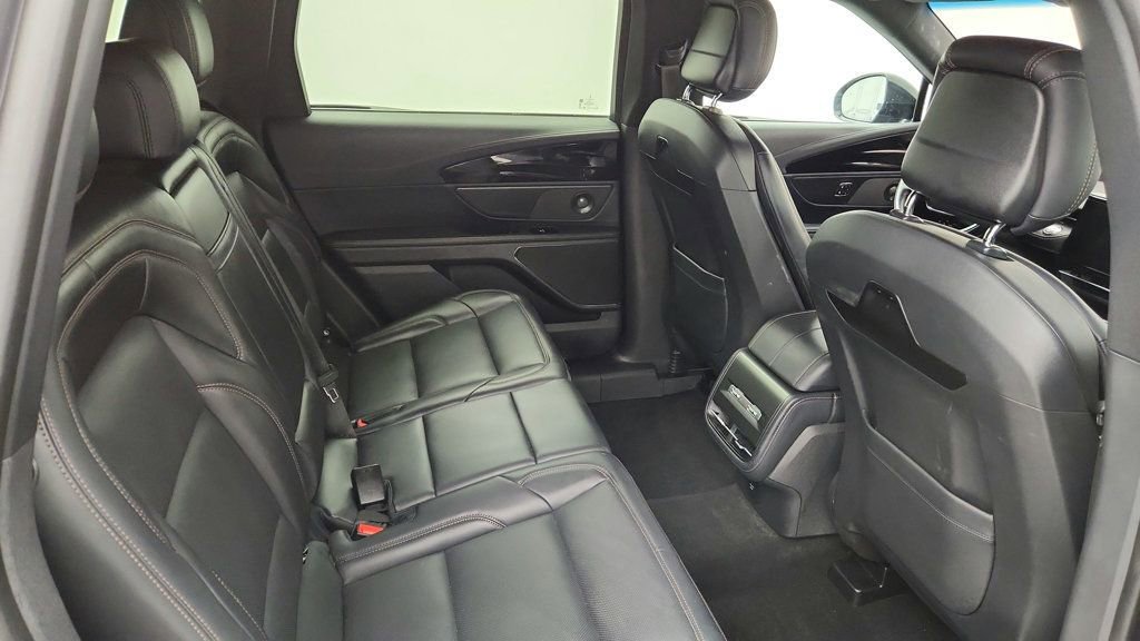 Used 2024 Lincoln Nautilus Premier w/ Equipment Group 102A image 25