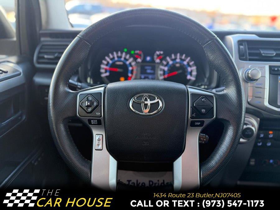 Used 2017 Toyota 4Runner Limited AWD/4WD image 28