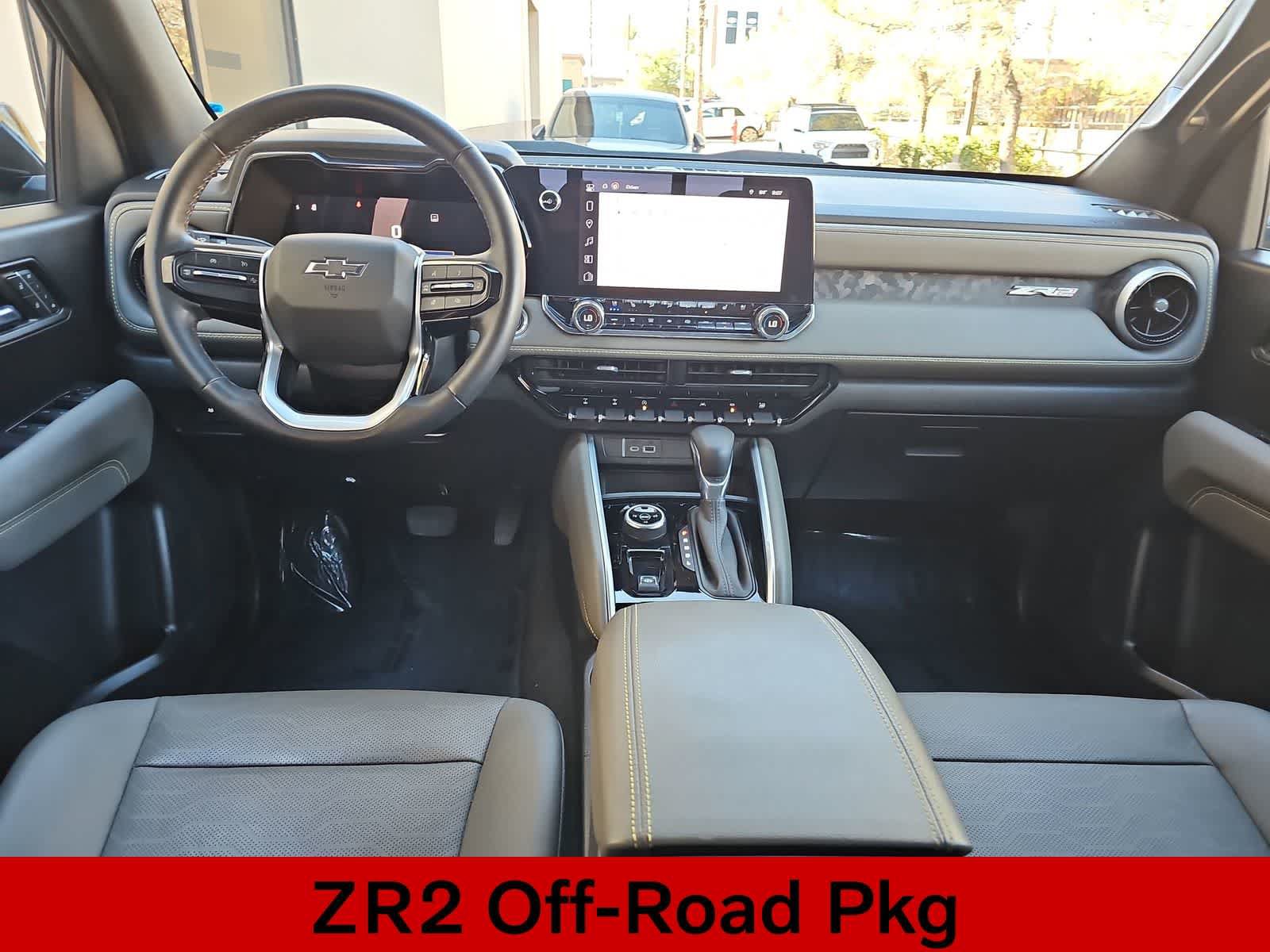 Used 2023 Chevrolet Colorado ZR2 w/ ZR2 Convenience Package III AWD/4WD image 14