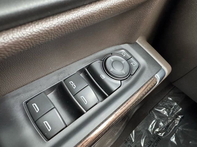 Used 2021 Chevrolet Silverado 1500 LT Trail Boss w/ Convenience Package II image 33