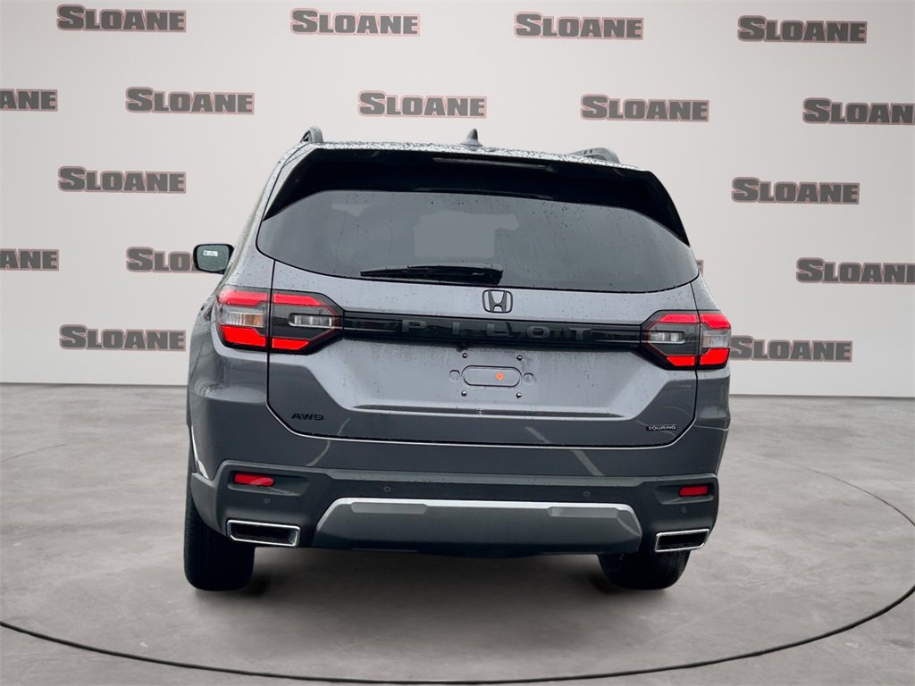 New 2026 Honda Pilot Touring image 4