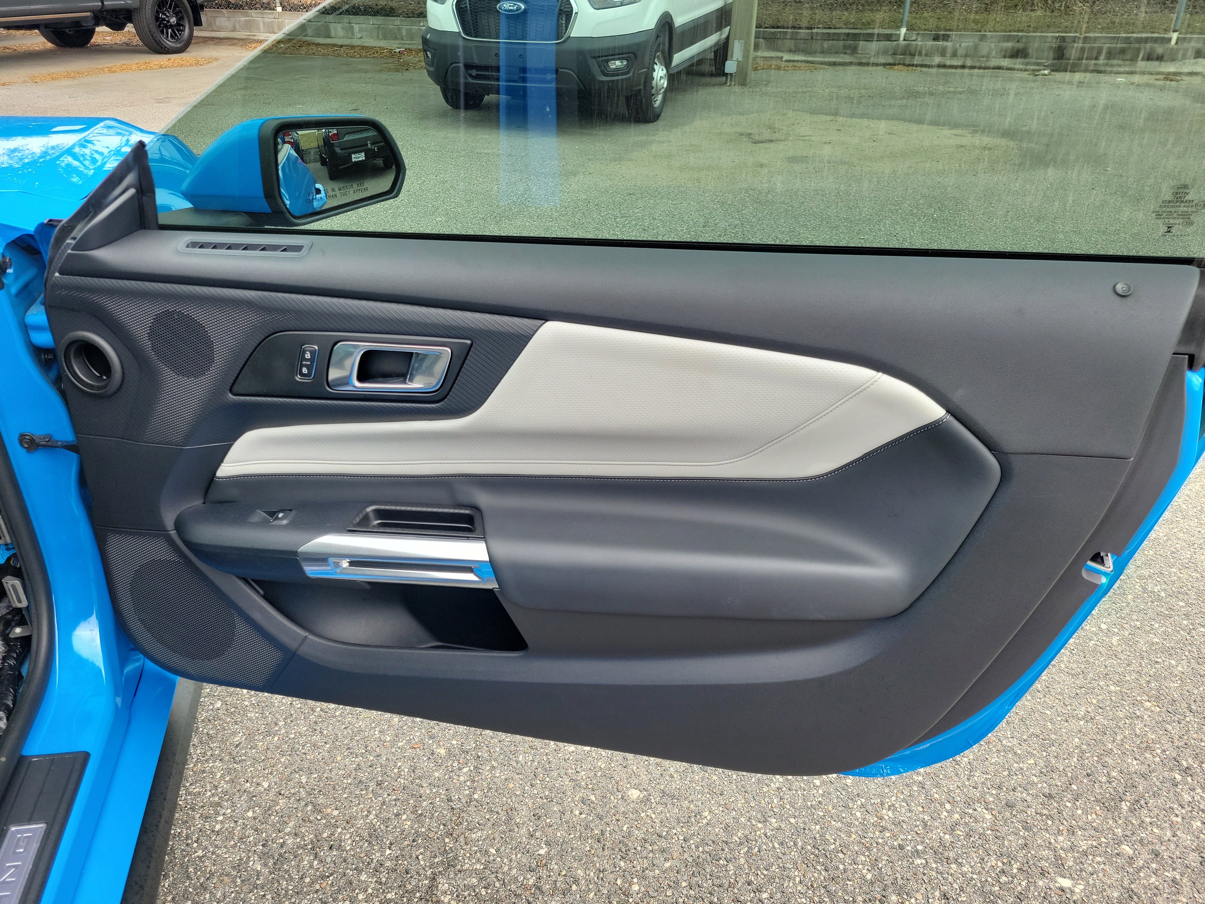 Used 2024 Ford Mustang GT Premium RWD image 28