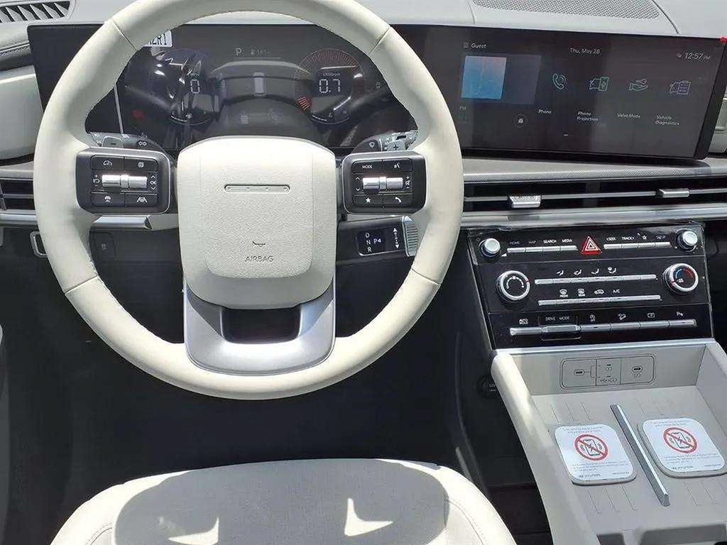 New 2026 Hyundai Santa Fe SE FWD image 7