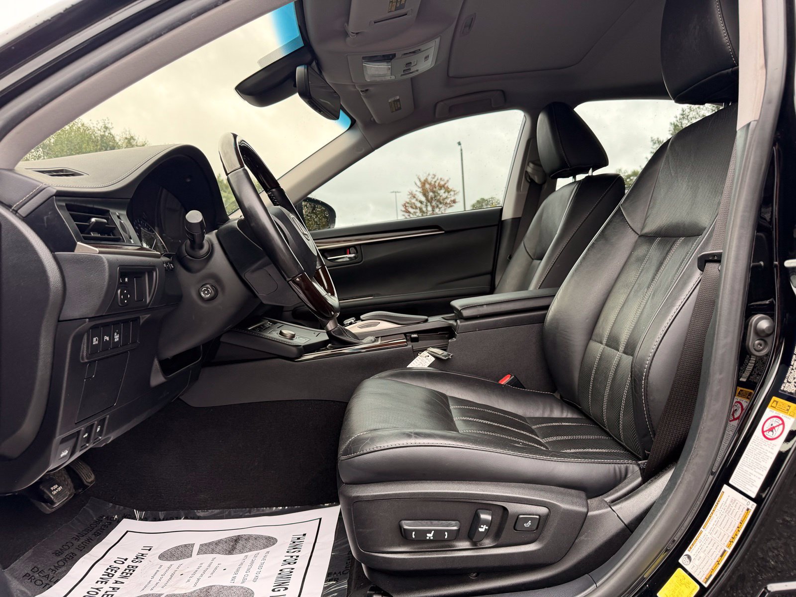 Used 2017 Lexus ES 350 w/ Luxury Package FWD image 15